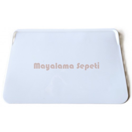 Hamur Kazıyıcı (Plastik Büyük)